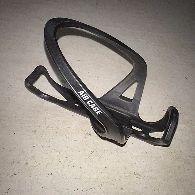 LEZYNE MATRIX AIR BOTTLE CAGE STEALTH APPLE AIR TAG Hide Discreet Incomplete